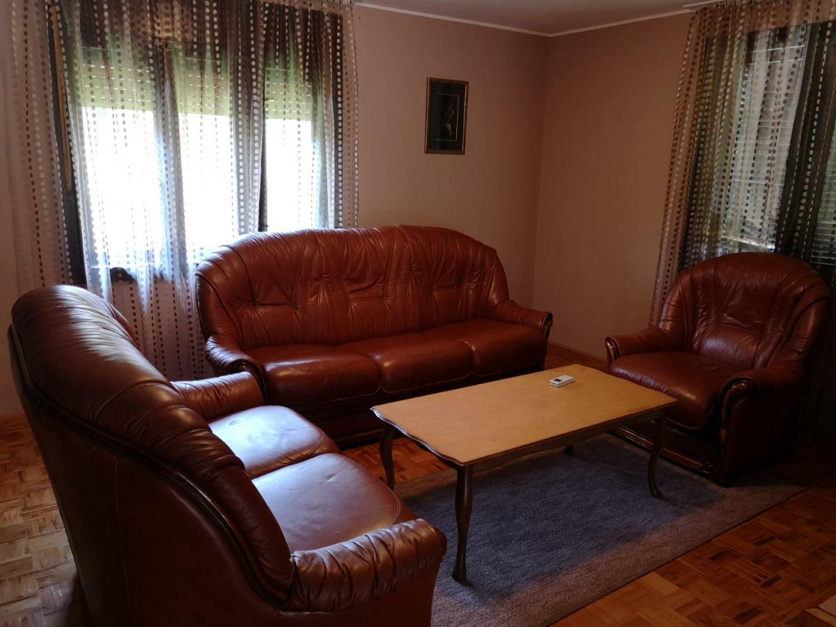 Apartment Dedine Golubăţ Exterior foto