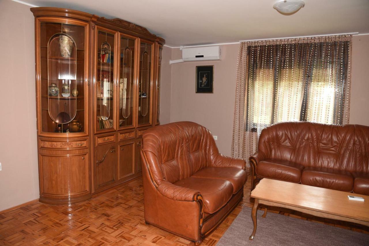Apartment Dedine Golubăţ Exterior foto